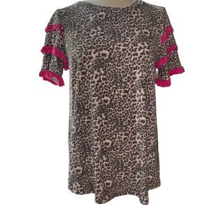 Now N Forever blouse short sleeves w/ruffles animal print round neck Size Small